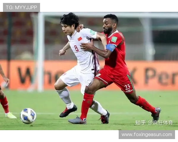 38岁蒿俊闵领衔华中科技大学亮相汉超高校组揭幕战 展现不凡足球风采 38岁蒿俊闵领衔华中科技大学亮相汉超高校组揭幕战 展现不凡足球风采