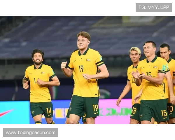 西安场地草皮质量成焦点澳大利亚队表现受影响引热议 西安场地草皮质量成焦点澳大利亚队表现受影响引热议