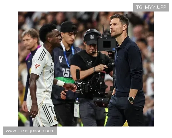 阿隆索:11打9情况下本不应让对手拥有最后的射门机会 阿隆索:11打9情况下本不应让对手拥有最后的射门机会