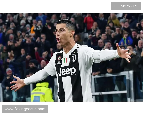 那不勒斯悍将安古伊萨荣膺意甲十月最佳球员展现中场统治力