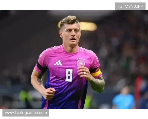 克罗斯谈皇马现状:不要总谈过去,我不需要别人说我想你 克罗斯谈皇马现状:不要总谈过去,我不需要别人说我想你